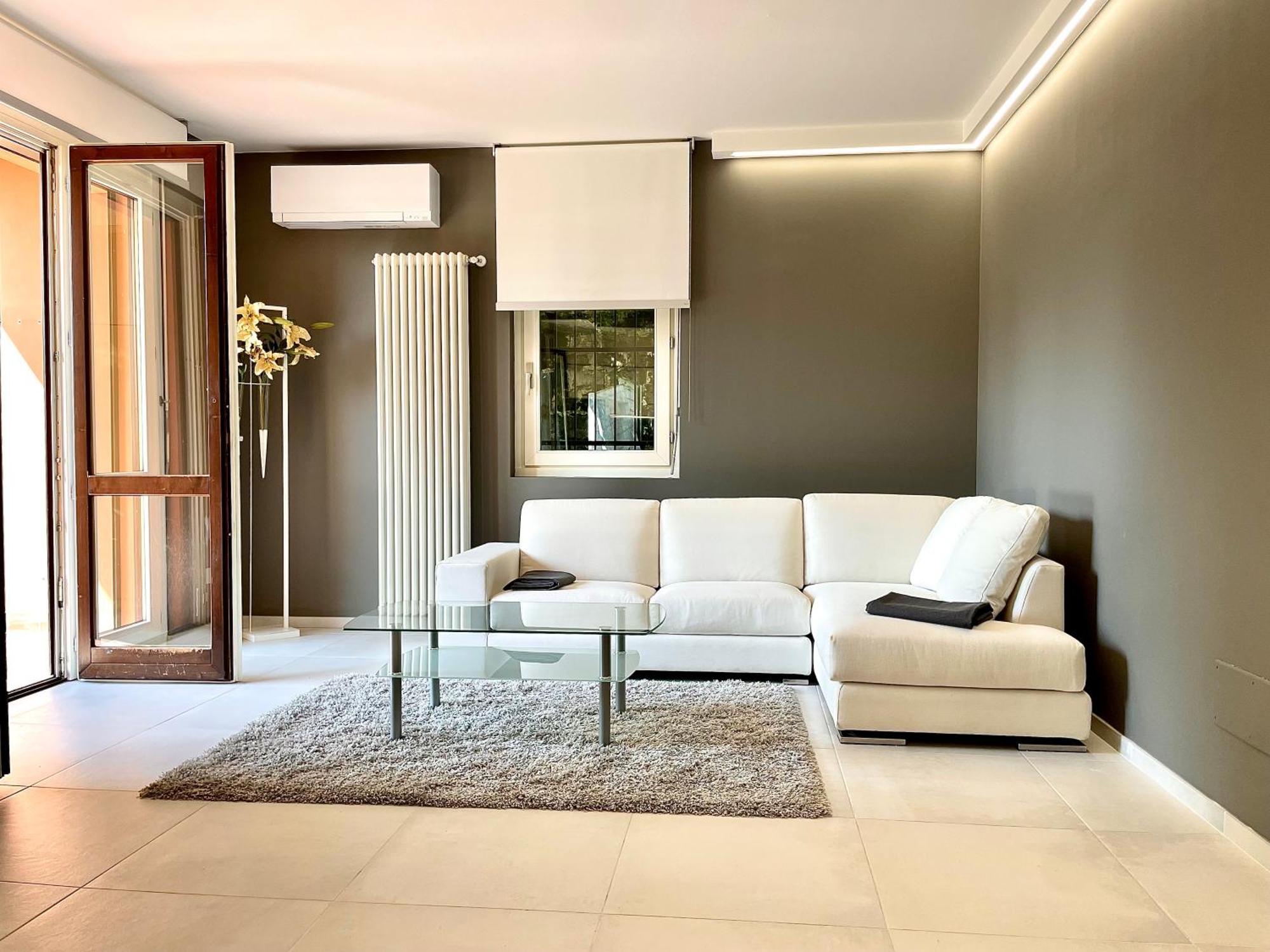 Elegant & Comfortable Modern With Swimming Pool Casa vacanze