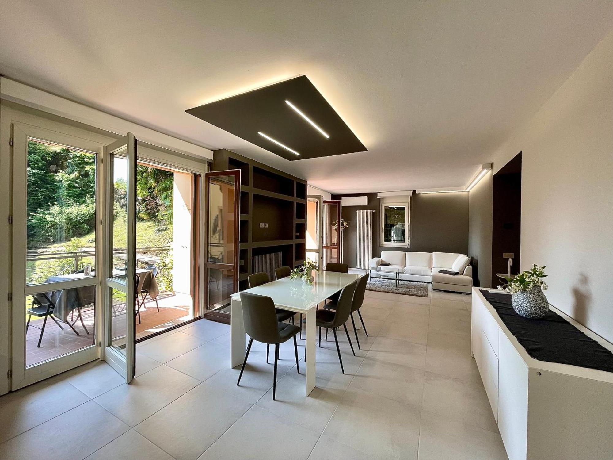 Casa vacanze Elegant & Comfortable Modern With Swimming Pool Stresa
