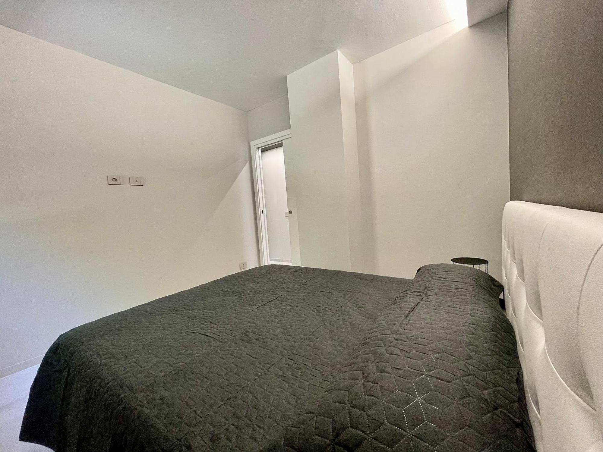 Elegant & Comfortable Modern With Swimming Pool *